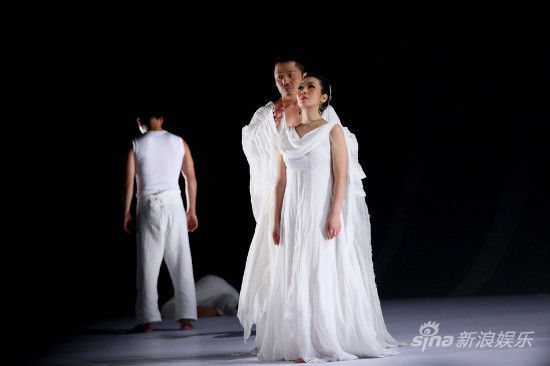 李六乙执导希腊悲剧《安提戈涅》在京首演