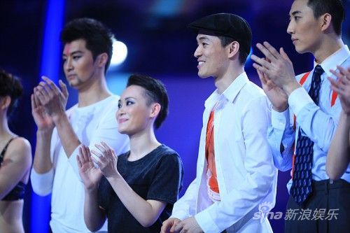 舞林争霸28日开播 假小子释放女性诱惑