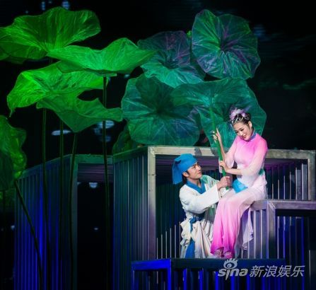煤矿文工团舞台新作