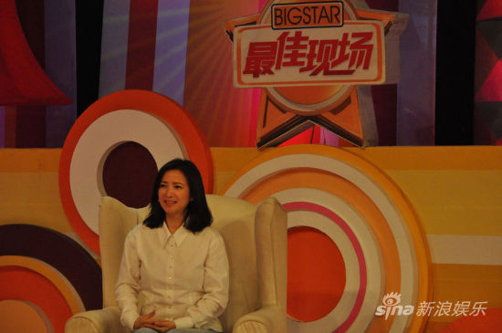 近日,该剧主演何晴与好友王菁华一同做客《最佳现场》,与多位主持人一