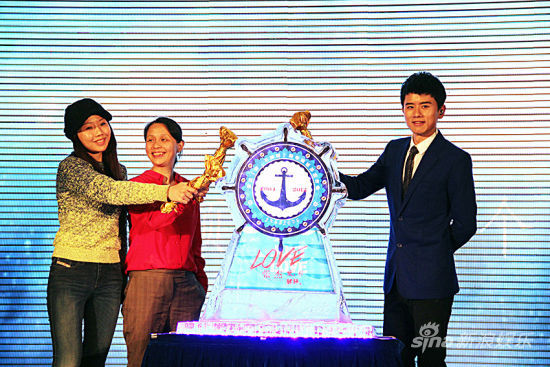 张杰发新辑回顾十年历程 在计划生宝宝