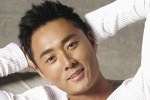 《铁血尖刀》热播 沈晓海拍戏重感情