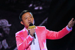 熊汝霖首唱男生版《英雄赞歌》英雄主义