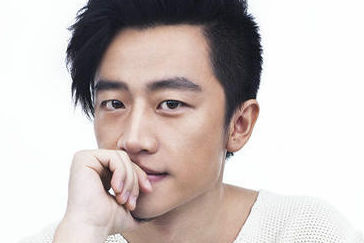 黄轩我不会傍大姐 现在非常渴望爱情