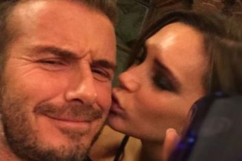 贝克汉姆办派对贝嫂甜蜜献吻 陶喆出席