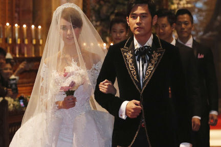 昆凌上位揭秘:性格完胜 低调俘获周妈心