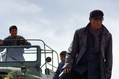 《狼图腾》破5亿 "包主任"尹铸胜引热议