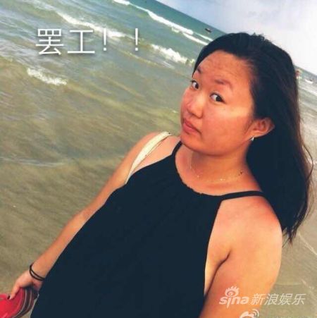 “罢工!!绝食!!” “罢工!!绝食!!”