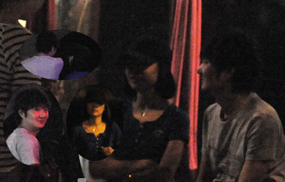 �������������ػ���˫����ִһ�ʡ������ڽ������죬ý������ĵ�����������Լ��������龰��