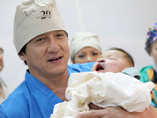 ��������Ӥ��������ܰ#�׶���ҽ��������ɫ