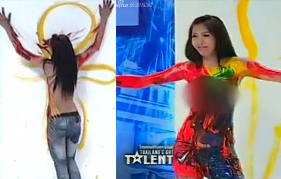 ̩���������Ŀ�У�һλ23��Ůѡ���ֳ��ѵ����£�˫��պ�����ڷ�������������ί�ŵ�Ŀ�ɿڴ���