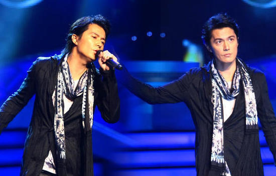 ��18���Ϻ����ӽڰ������佱��Ļ���ձ�Ӱ�Ǹ�ɽ�������������׳���