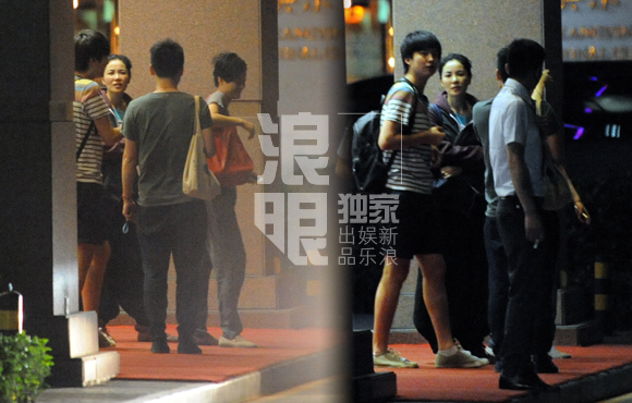 ���ң����ƻ��ѳԷ���˧�緹���ſ�̸Ц