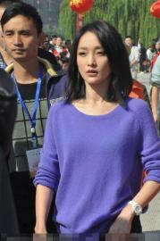 周迅否认怀孕逼婚 拍九儿颠轿没用替身|周迅|红