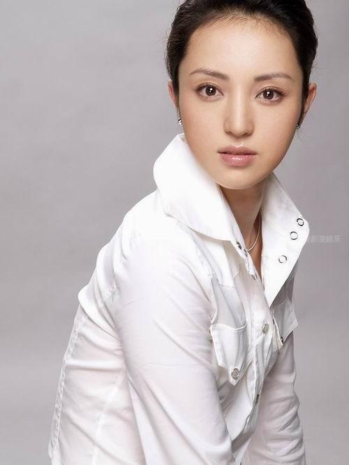 资料图片：影视新星董璇——精美写真(7)