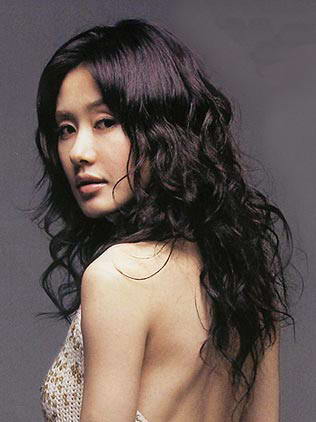 资料图片：韩国女星金智秀精美写真(22)