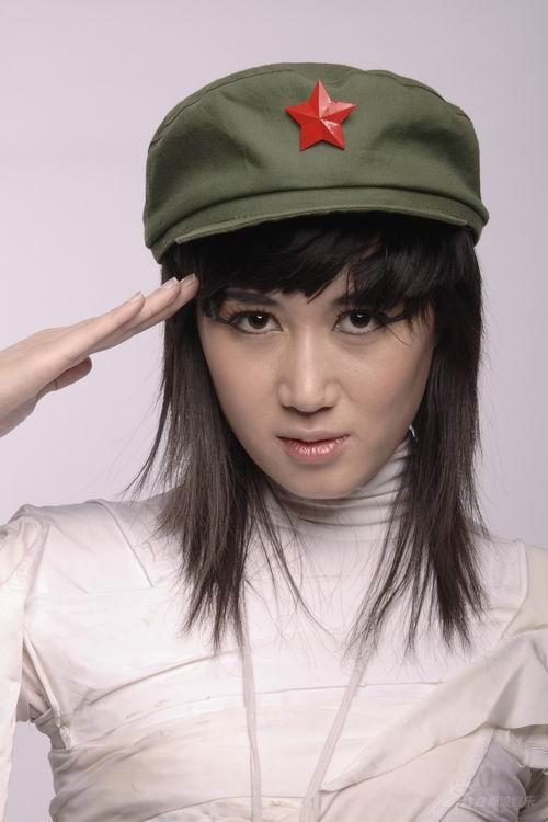 戏逍堂话剧《满城全是金字塔》主演--戴笑盈