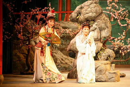 新版越剧《红楼梦》首登大剧院 带来双重震撼