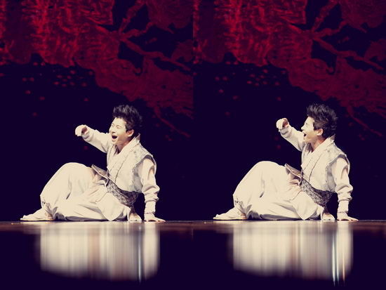 ����  ��  ����