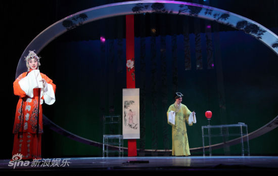 《2012牡丹亭》昆味不正惹争议四起