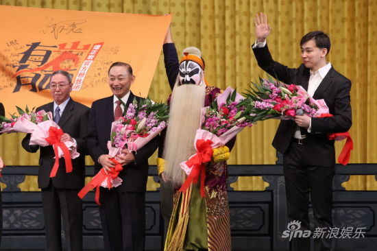 图文:谭正岩专场-演员谢幕_影音娱乐_新浪网