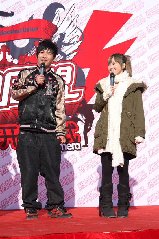 励志武术片《热血同盟》开机 大张伟牵手棒棒