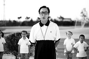 冯勉恒饰演的体育老师带来很多