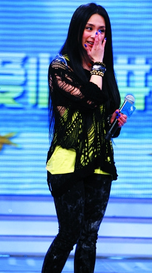 《出水芙蓉》终于上映 阿娇两度眼红红(图)_