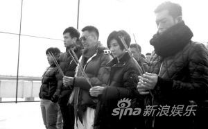 黄奕短发清秀疑似女一号