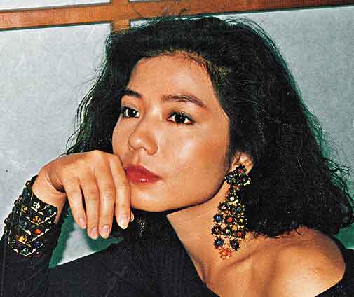 资深电影人撰文详说钟楚红 陈年绝照曝光【图】