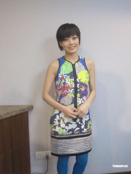 组图:容祖儿生日胡歌献吻 曝解压怪癖