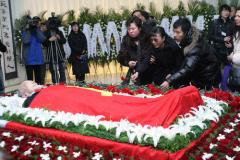 孙道临遗体告别仪式上海举行万人洒泪相送(图)