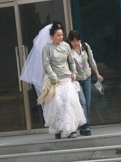 图文：《女人不坏》探班-沈畅变身新娘