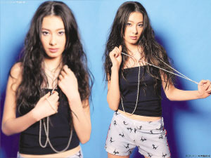 英皇连折“摇钱树” 谢霆锋欲走梁洛施抽身【图】