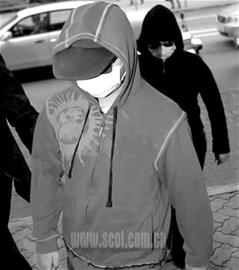 艳照案预审奇拿无踪影张柏芝再当封面女郎(图)