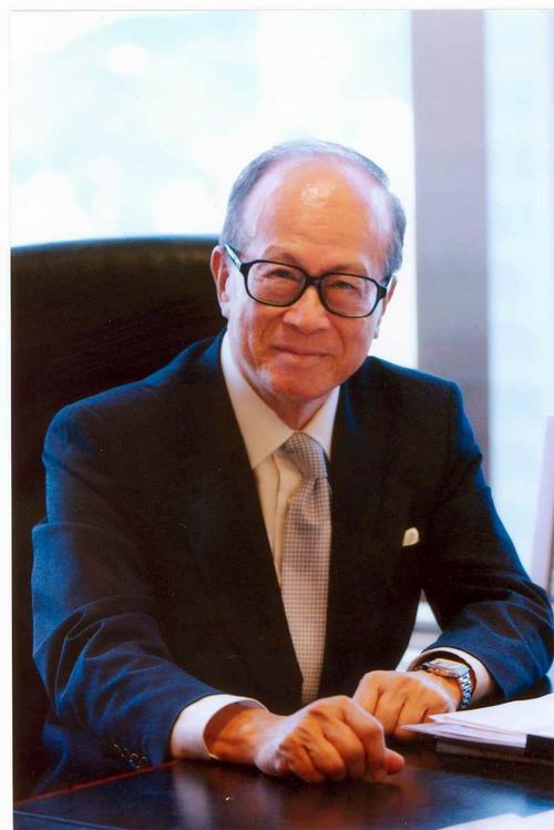 他们支撑着香港娱乐业：地产世家-李嘉诚(图)