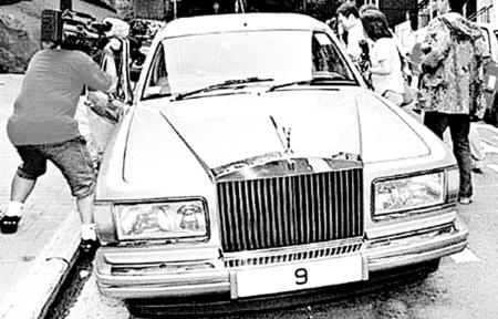 容祖儿收杨受成厚礼 120万车牌贺入行10年【图】