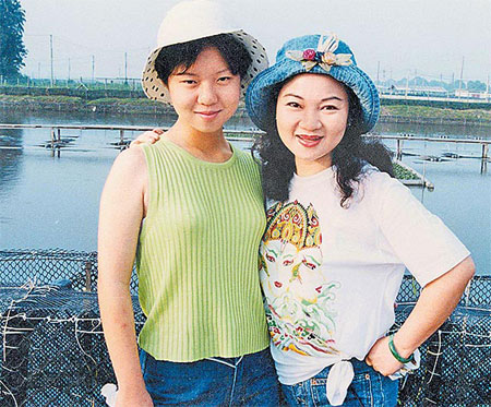白冰冰与女儿生前合影