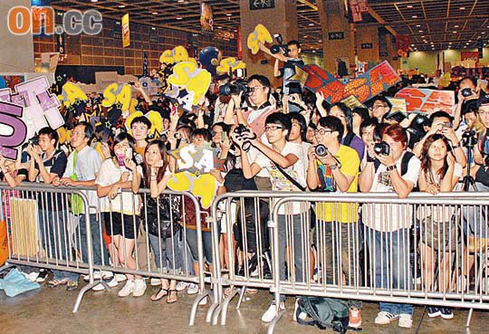 阿sa预备9年后嫁人 呼吁嫩模要自我增值【图】