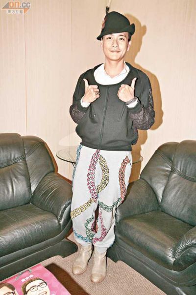 黄宗泽近年在内地赚了不少的人民币，一百多万买心头好，物有所值。