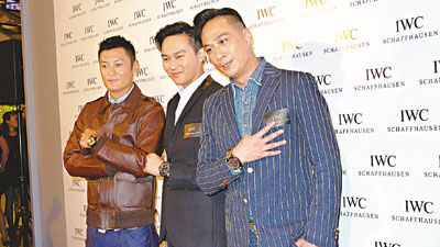 张智霖独自去日内瓦看手表展(图)