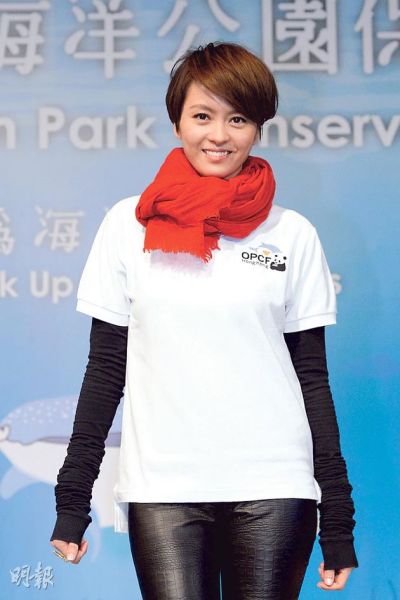 梁咏琪表示农历新年会跟老公留在香港度岁。