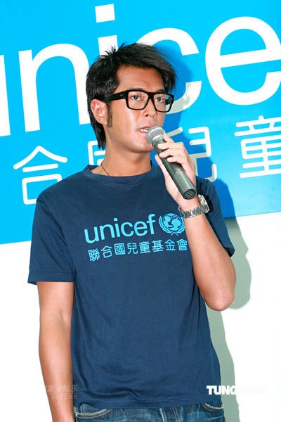 古天乐任大使接受善款 望赴川做心理辅导【图】