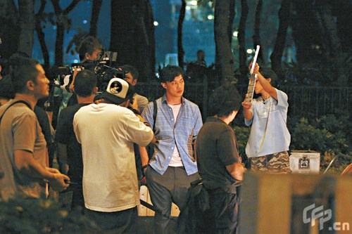 张学友陈奕迅分头赶戏 模范爸爸努力挣钱【图】