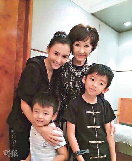 lucas兄弟变消防员 张柏芝被赞伟大妈妈