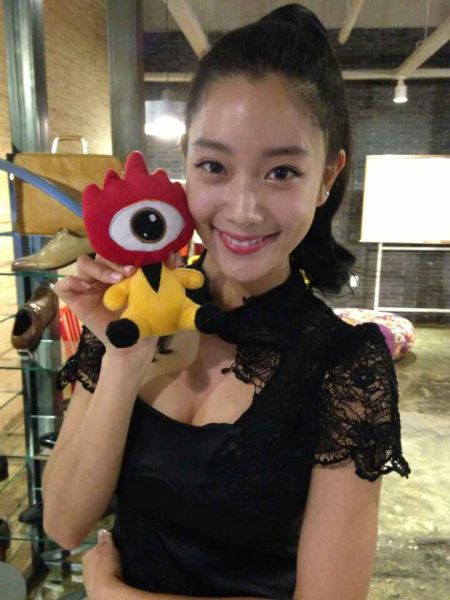 韩性感女星clara开通微博 向中国粉丝问好|性感