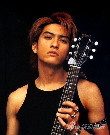 滨崎步长濑智也分手五年疑复合(组图)