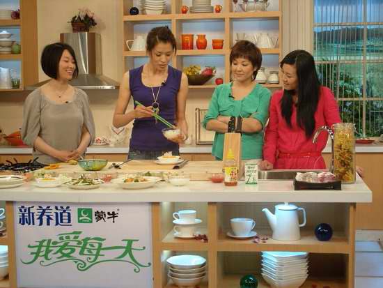 王海珍刘琳做客节目 量身定做“妈妈美食”(图)