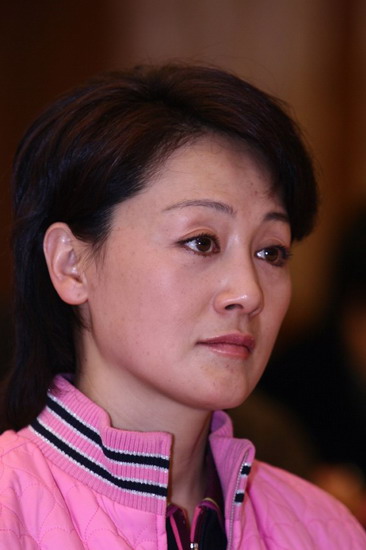 预告：17日15时王姬携子独家做客亲述被逐始末