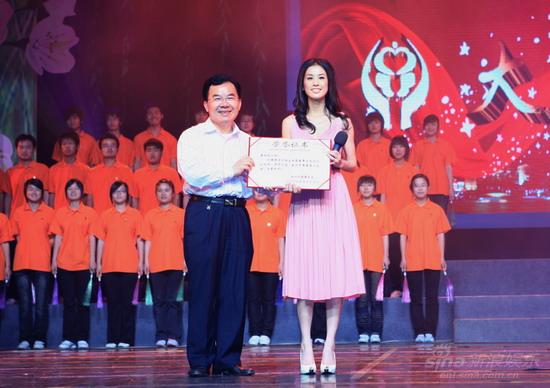 ��ʥ�����ݻ����ƴ�ʹ�������������(��ͼ)